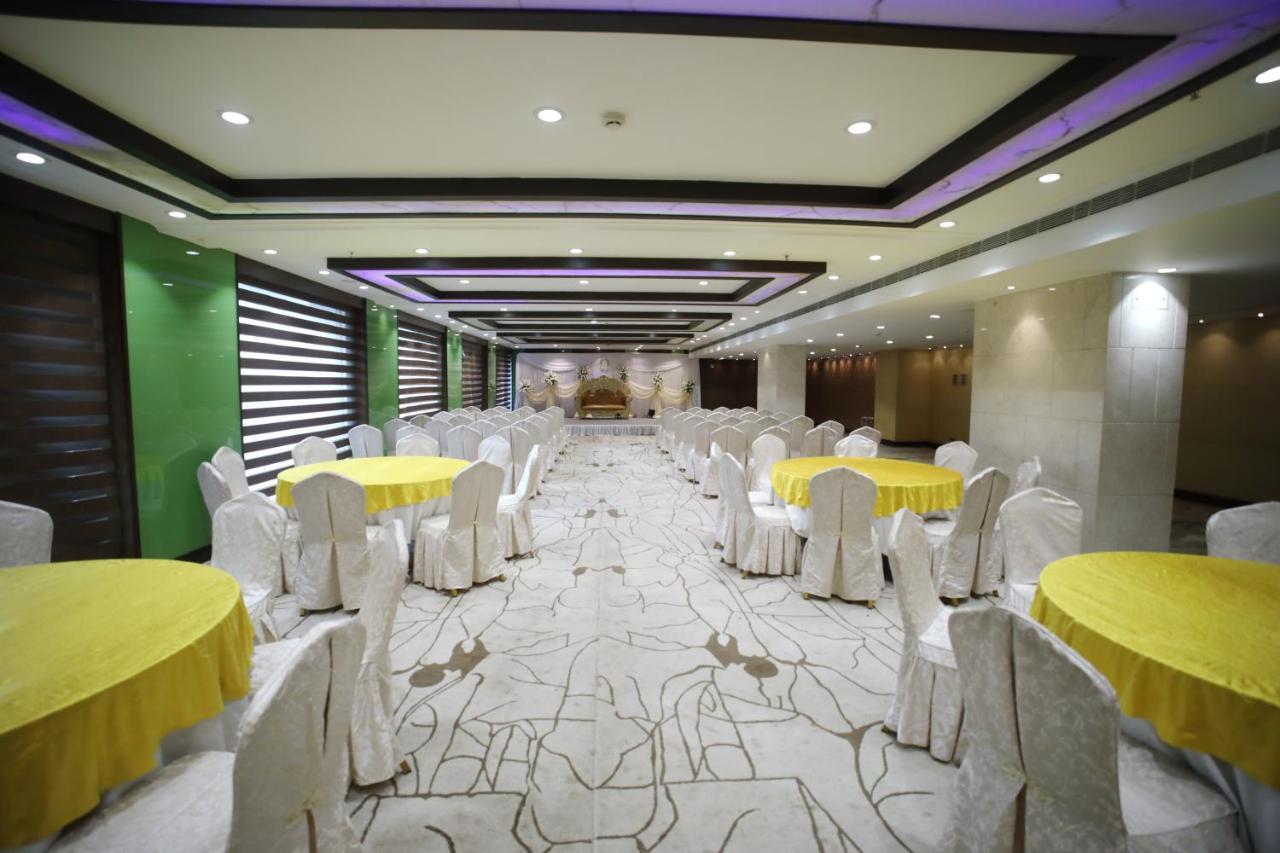 The Byke Suraj Plaza Pure Veg, Thane Eksteriør bilde