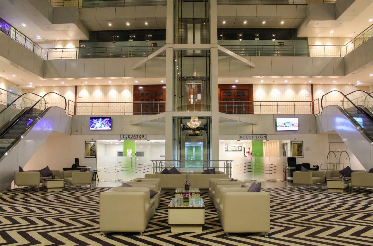 The Byke Suraj Plaza Pure Veg, Thane Eksteriør bilde